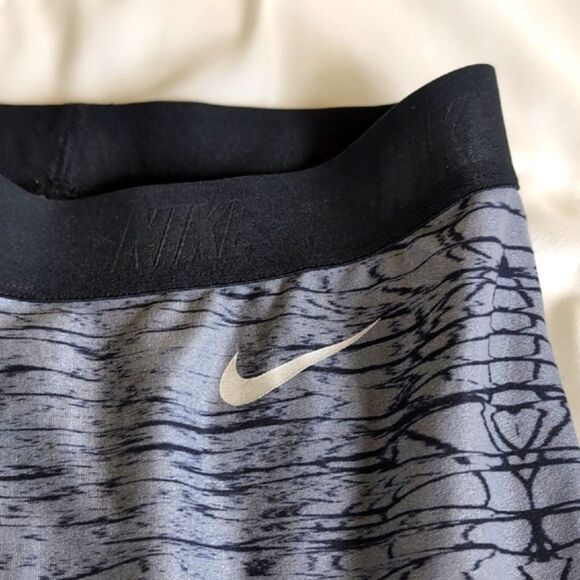 Nike Golf Gray And Black Dri-Fit Print Tights Size Small - Picture 4 of 13